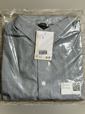 H&M Men's Button-Down Dress Shirt